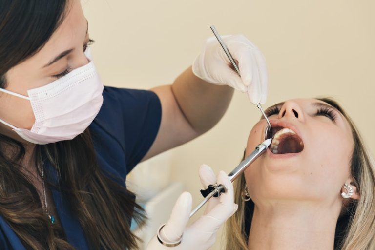Dentist Dallas Clinics Providing Personalized Care Plans