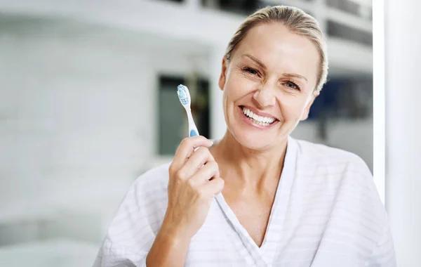 Why Choose Dental Implants Glendale for a Stronger, Healthier Smile