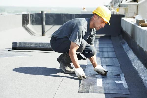 Finding Professional Help from a Roofing Contractor Largo Homeowners Trust
